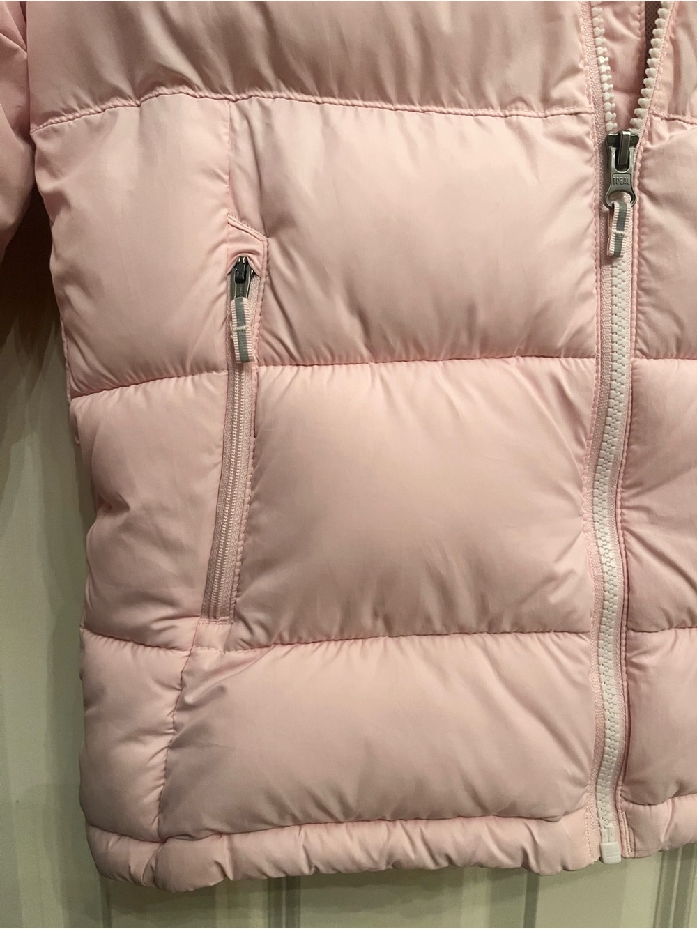 Columbia Light Pink Girls Puffer Jacket with Hood - Big Kids size medium 10 /12 - Picture 4 of 12